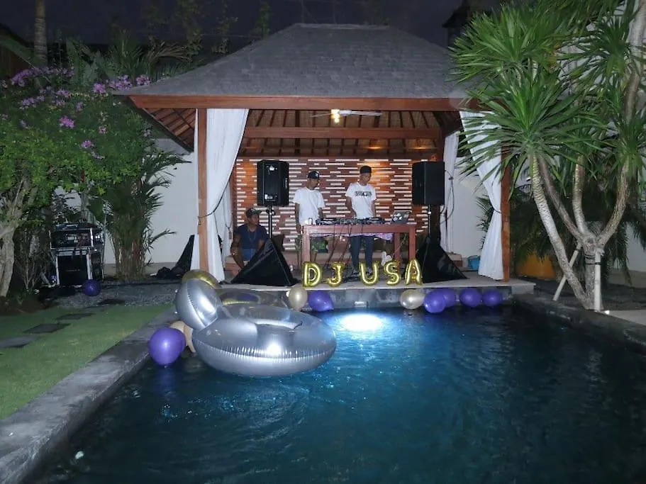 Villa True Colors Legian